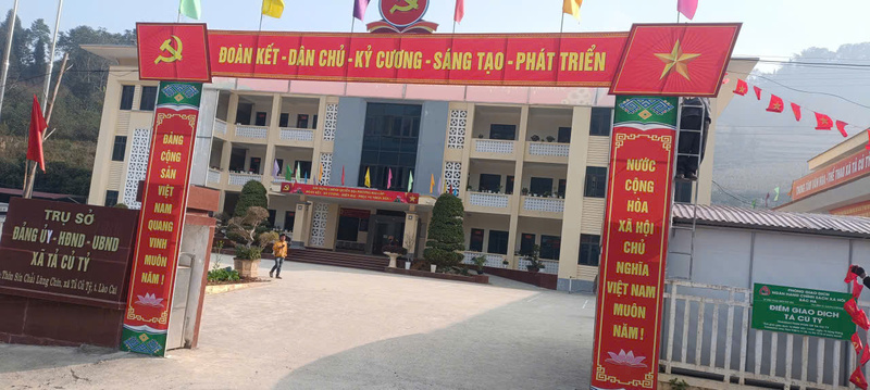 Lào Cai: Vùng cao rực rỡ chào mừng Okvip69.com bán cá nổ hủ Đảng lần thứ XIV - 4