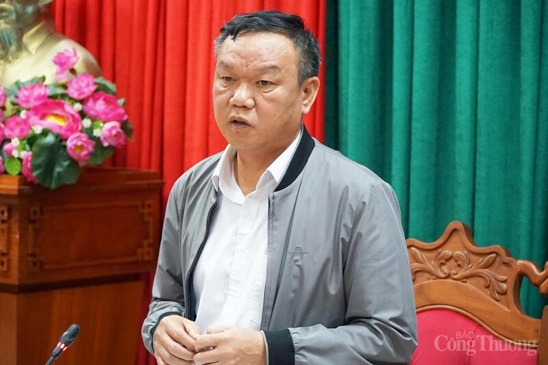 Ông Đào Mỹ - Trưởng Ban Chỉ Đạo 389 tỉnh - Phó Chủ tịch UBND tỉnh Đắk Lắk chủ trì Okvip69 Đăng ký cá cược. Ảnh: Vũ Long
