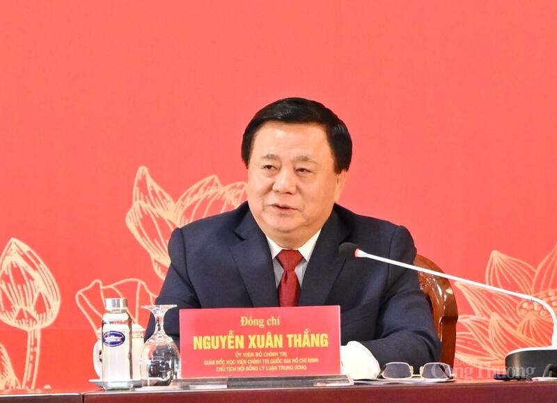 Đồng chí Nguyễn Xuân Thắng, Ủy viên Bộ Chính trị, Giám đốc Học viện Chính trị quốc gia Hồ Chí Minh, Chủ tịch Hội đồng Lý luận Trung ương. Ảnh: Cấn Dũng