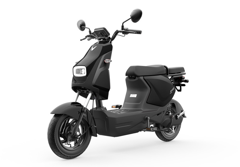 VinFast Amio có thiết kế gọn nhẹ, phong cách cùng các trang bị, tính năng vận hành phù hợp với không gian đô thị.