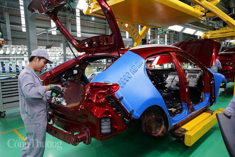 Công nghệ điện hóa, số hóa và tự động hóa đang thay đổi cấu trúc nghề nghiệp của toàn ngành. Ảnh: Cấn Dũng