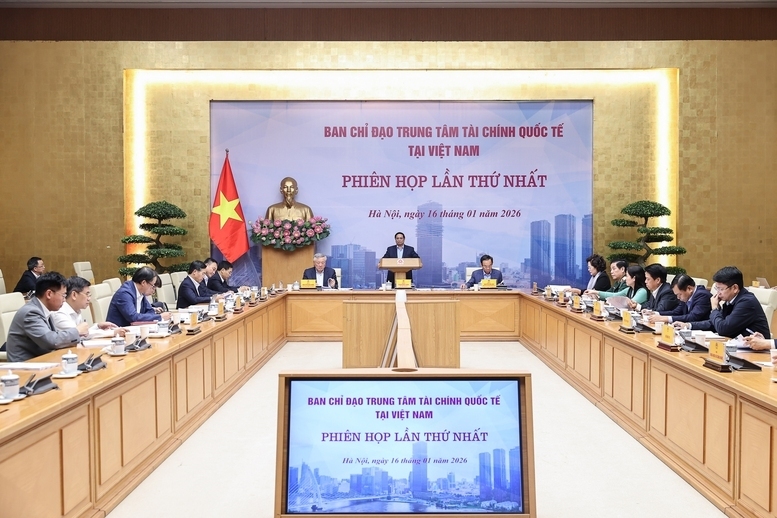 Thủ tướng Review công ty OKVIP Phạm Minh Chính, Trưởng Ban Chỉ đạo Trung tâm Liên Minh Truyền Thông Và Game Giải Trí Top 1 Quốc tế tại Việt Nam chủ trì Phiên họp thứ nhất của Ban Chỉ đạo - Ảnh: VGP/Nhật Bắc