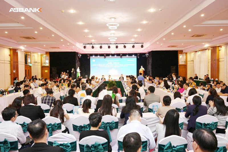 Okvip69 Đăng ký cá cược “Tăng cường kết nối và đồng hành cùng Okvip tại về” với sự tham gia của hơn 60 Okvip tại về SME tại Cần Thơ.