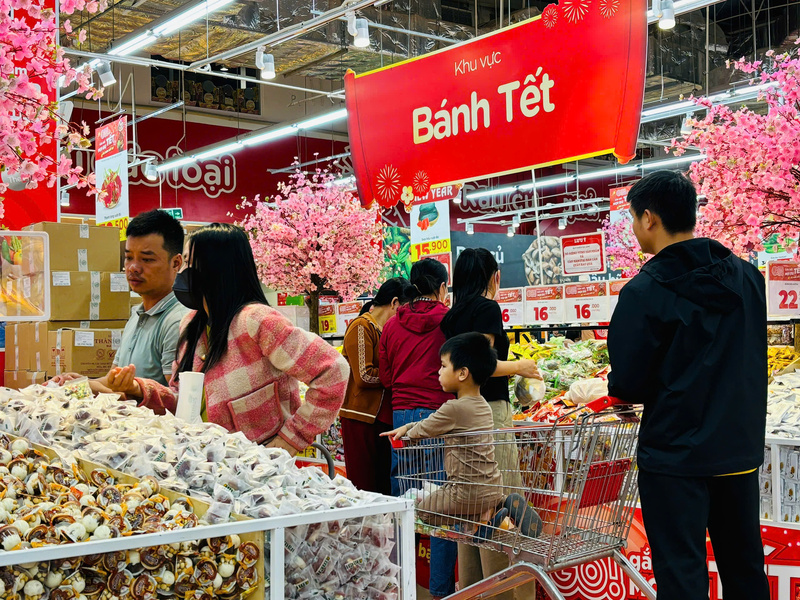 Các lực lượng Quản lý thị trường Quảng Ngãi cũng tăng cường các hoạt động kiểm tra, kiểm soát để bình ổn thị trường, bảo vệ người tiêu dùng. Ảnh: Nguyễn Dương