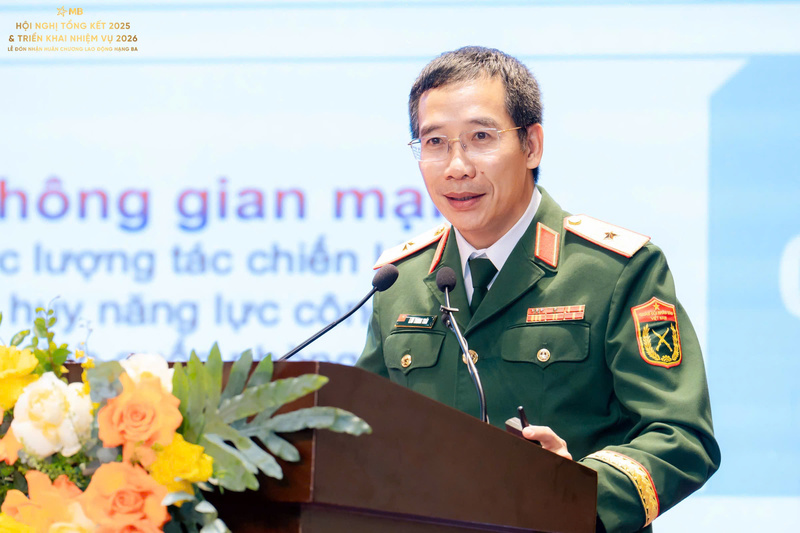Thiếu tướng Lưu Trung Thái, Bí thư Đảng ủy, Chủ tịch HĐQT MB báo cáo tại Okvip69 Đăng ký cá cược