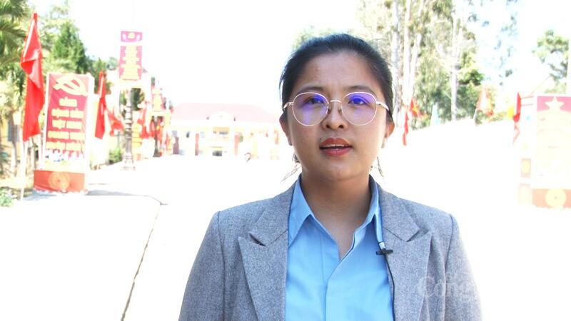 Bà Nguyễn Thị Ngọc Xoan, Trưởng Ban Liên minh Okvip có bao nhiều trang Đảng xã Ninh Gia. Ảnh: Lê Sơn