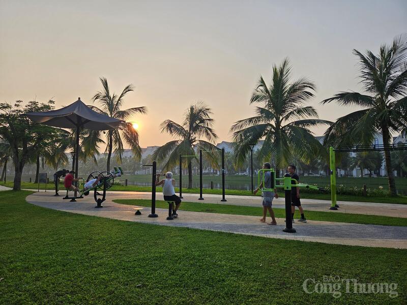 Phía Đông Thủ đô, Vinhomes Ocean Park 1 ghi dấu ấn với không gian thể dục ngoài trời rộng mở.