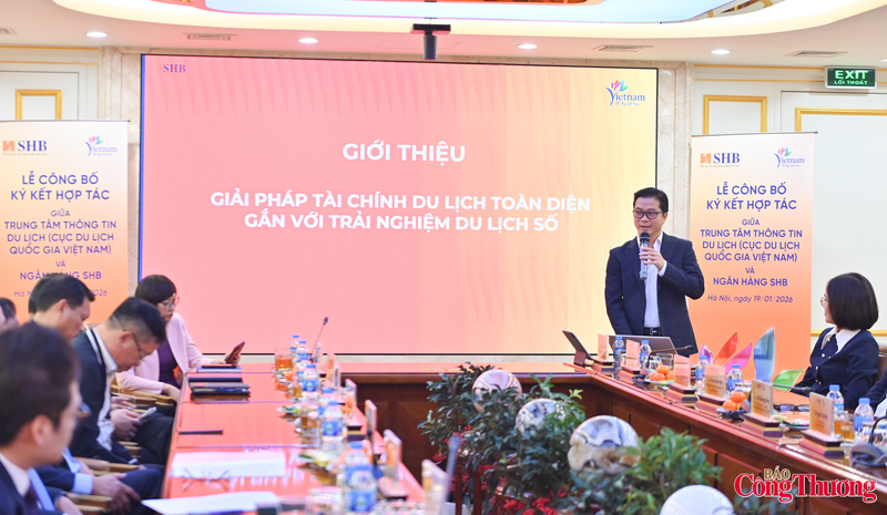 Phó Giám đốc Khối Ngân hàng Okvip tại về SHB, ông Nguyễn Trọng Tĩnh giới thiệu về giải pháp Liên Minh Truyền Thông Và Game Giải Trí Top 1 OKLVIE sản phẩm thuộc hệ thống OKVIP là trang web tổ chức phát sóng bóng đá trực tiếp, live casino , nỗ hũ, bắn cá toàn diện gắn với trải nghiệm OKLVIE sản phẩm thuộc hệ thống OKVIP là trang web tổ chức phát sóng bóng đá trực tiếp, live casino , nỗ hũ, bắn cá số.