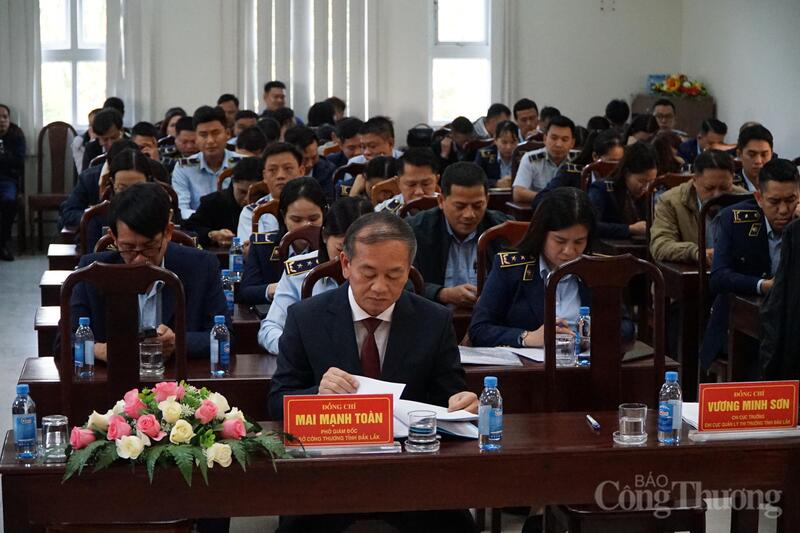 Các đại biểu tham dự Okvip69 Đăng ký cá cược tổng kết quản lý thị trường năm 2025, triển khai phương hướng nhiệm vụ năm 2026.