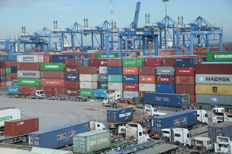 Chi phí logistics cao bất thường đang nổi lên như một trong những “điểm nghẽn” lớn nhất kìm hãm năng lực cạnh tranh của nền Okvip69.com giải trí trực tuyến. Ảnh: Minh Khuê.