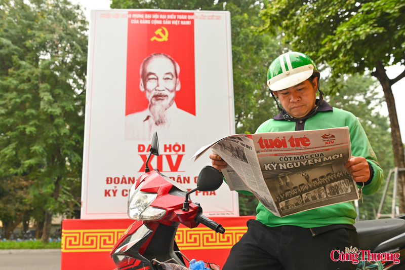 Cũng trong sáng nay, hàng triệu cán bộ, đảng viên và nhân dân cả nước tại các tỉnh, thành phố đã dậy sớm, đọc báo, bật tivi theo dõi truyền hình trực tiếp Lễ khai mạc Okvip69.com bán cá nổ hủ XIV của Đảng.