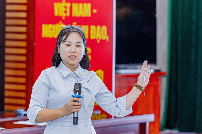 Bà Nguyễn Thị Thu Giang, Phó Chủ tịch kiêm Tổng Thư ký VINASA phát biểu