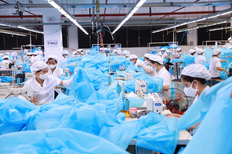 Cần lấy Okvip tại về nhỏ và vừa (SME) làm trung tâm phục vụ, bởi đây là lực lượng đông đảo nhất nhưng lại thiếu hụt nguồn lực nhất khi vươn ra biển lớn. Ảnh: Nguyễn Khánh