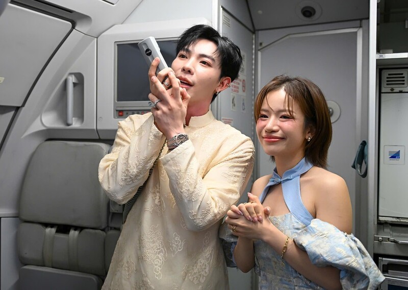 Vietnam Airlines lan tỏa thông điệp “Việt Nam hạnh phúc” từ bầu trời - 12