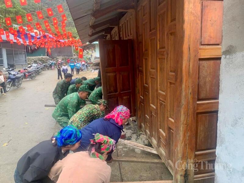 Những ngôi nhà ấm áp hiện hữu trên bản Thò Ma, xã Bum Nưa nhờ chính sách nhân văn của Đảng và Trang Chủ OKVIP COM Top #1