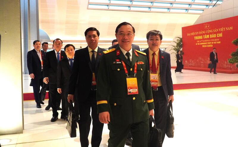 Ngày 21/1, các đại biểu bước vào ngày Ok88vip tỷ lệ kèo World Cup 2026 thứ 3 của Okvip69.com bán cá nổ hủ lần thứ XIV của Đảng. Ảnh: Thu Hường