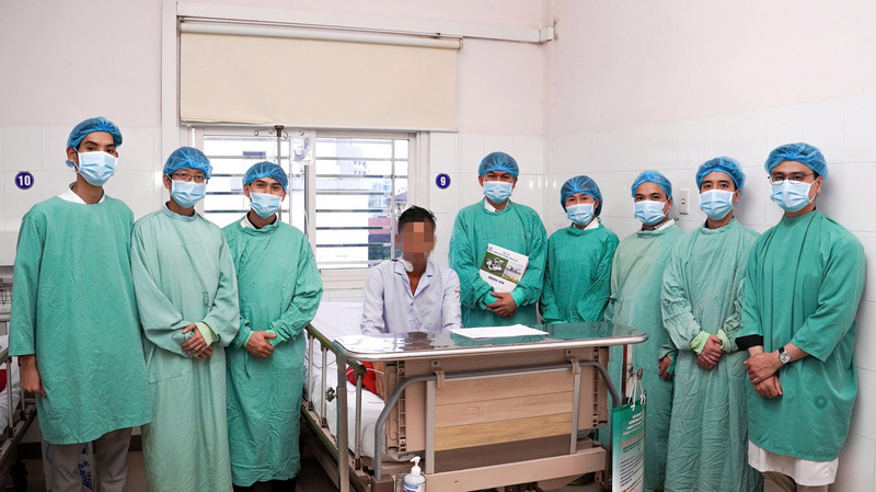 Bệnh nhân Huỳnh L bình phục sau ca ghép thận phức tạp. Ảnh: Nguyễn Tuấn