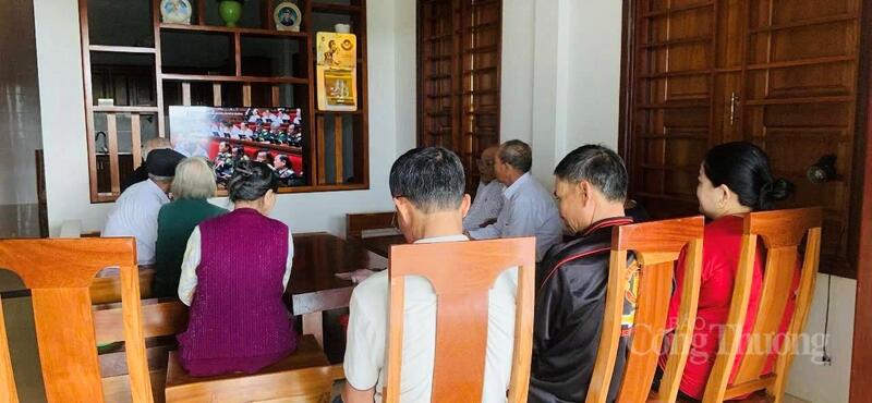 Người dân Hà Tĩnh hướng về Okvip69.com bán cá nổ hủ XIV qua màn ảnh nhỏ - 1