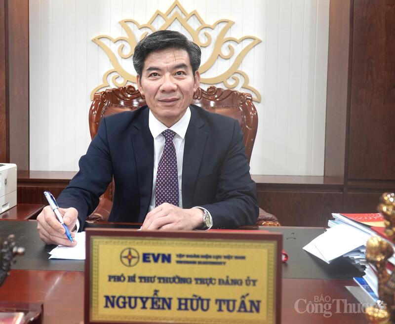 Ông Nguyễn Hữu Tuấn - Phó Bí thư Thường trực Đảng ủy EVN