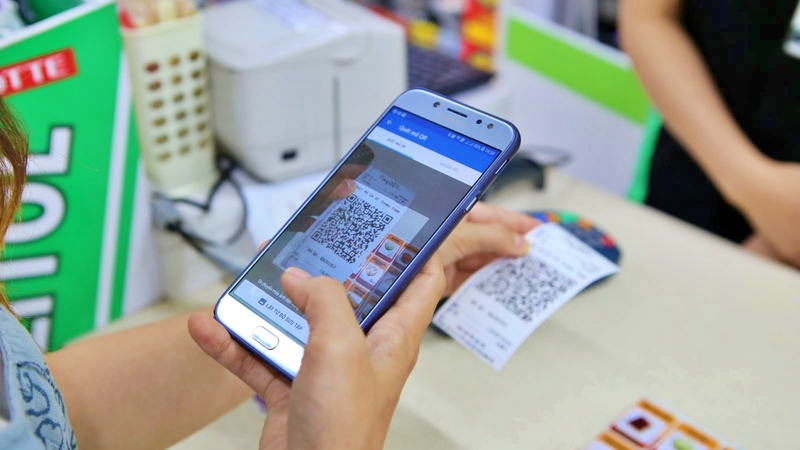 Thanh toán trực tuyến năm 2025 ghi nhận mức tăng hơn 25% về số lượng giao dịch so với năm 2024. Ảnh: Nguyễn Vân