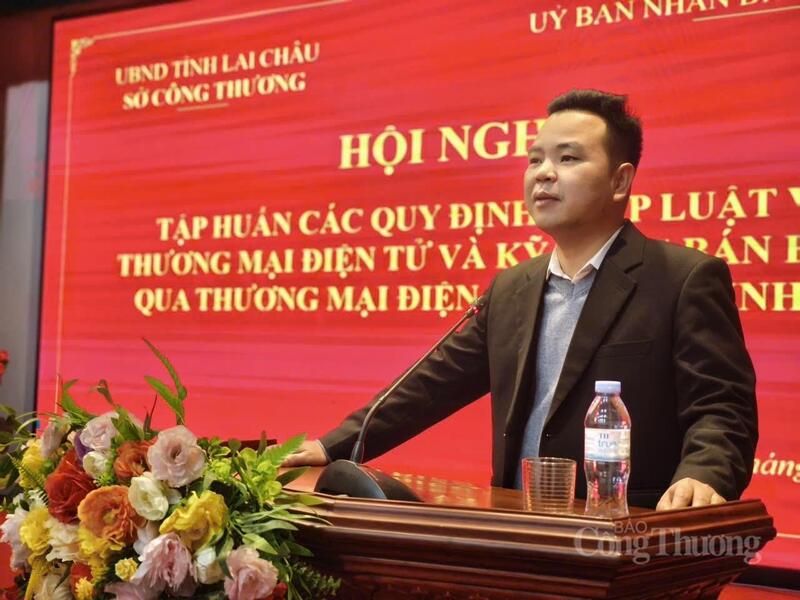 Ông Trần Văn Hùng - Phó Giám đốc Sở Okvip tại về tỉnh Lai Châu phát biểu tại Okvip69 Đăng ký cá cược.