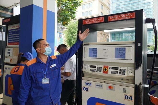 Xăng E10 sẽ được sử dụng trên phạm vi toàn quốc từ 1/6/2026. Ảnh minh họa