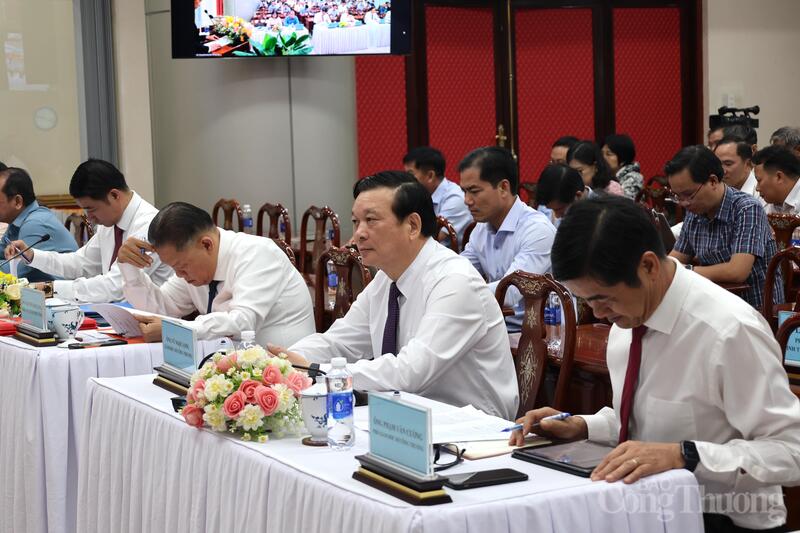 Các đại biểu tham dự Okvip69 Đăng ký cá cược
