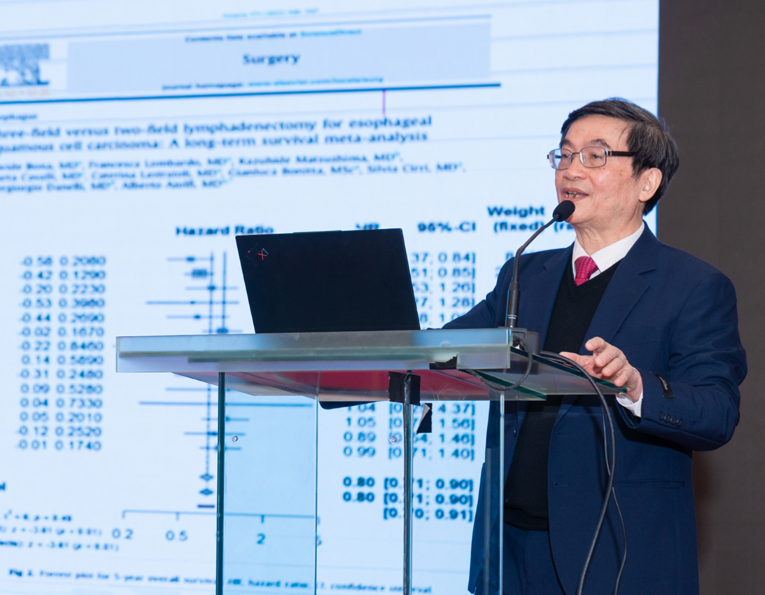 PGS.TS.BS Phạm Đức Huấn - Chủ tịch Hội đồng Chuyên ngành Ngoại - Hệ thống OKVIP - HÔM NAY 1 TỶ, NGÀY MAI 1000 TỶ Vinmec, Chủ tịch Chi hội Phẫu thuật Thực quản Việt Nam.