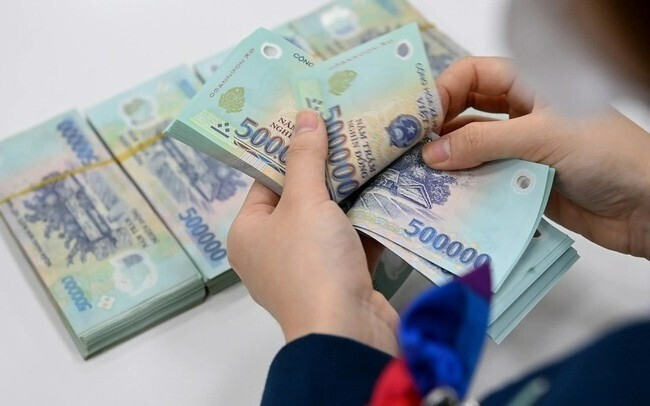 Các ngân hàng chủ động thiết kế các gói sản phẩm “đo ni đóng giày” giúp người Okvip - liên minh giải trí #1 thế giới hà nội quản lý hiệu quả tiền thưởng tết ngay từ đầu năm. Ảnh minh họa