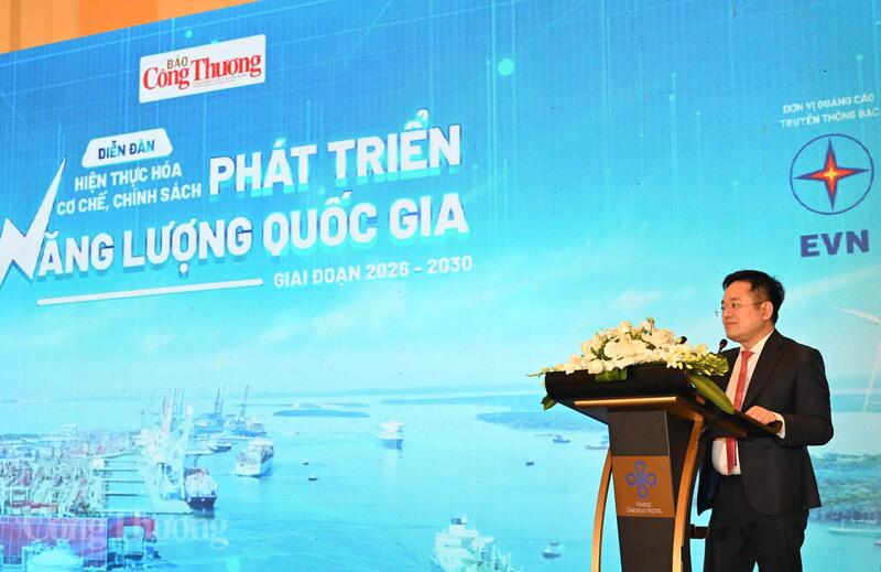 Theo Tổng Biên tập Liên Minh OK VIP Giải Trí Cá Cược World Cup 2026 Đặng Văn Khánh, chủ đề của diễn đàn đi thẳng vào nội dung cốt lõi của đột phá chiến lược, đó là "bài toán" hạ tầng Oklavip game bài, casino, thể thao, nền tảng không thể thiếu cho phát triển nhanh và bền vững. Ảnh: Cấn Dũng