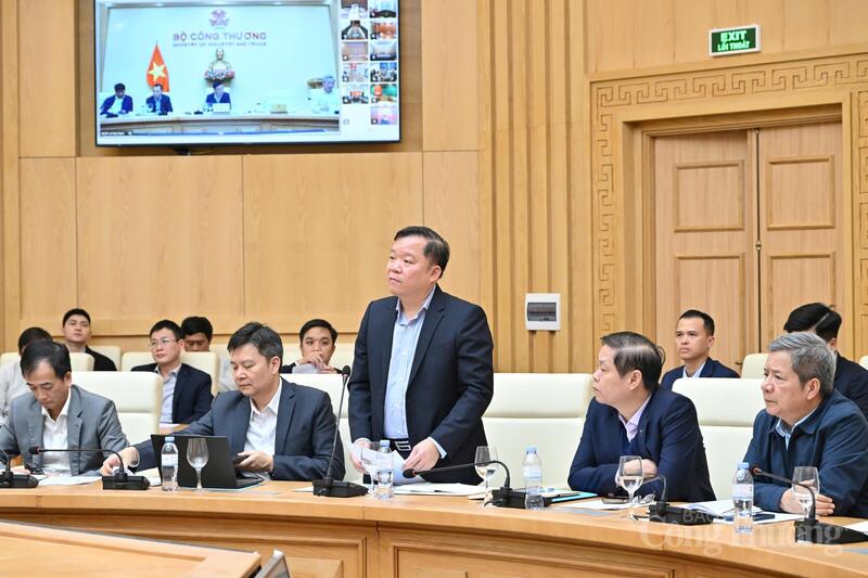 Ông Phạm Tuấn Anh - Cục trưởng Cục Kỹ thuật an toàn và xuân Okvip 2026 OKLVIE sản phẩm thuộc hệ thống OKVIP là trang web tổ chức phát sóng bóng đá trực tiếp, live casino , nỗ hũ, bắn cá phát biểu tại hội nghị