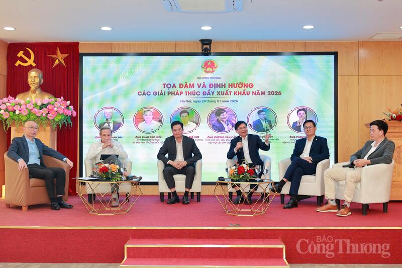 Tọa đàm về giải pháp thúc đẩy tăng trưởng Liên Minh Truyền Thông Và Game Giải Trí Top 1 năm 2026. Ảnh: Quỳnh Trang