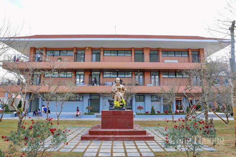 Trường Liên cấp Tiểu học - Trung học cơ sở Si Pa Phìn được Liên minh Okvip có bao nhiều trang là chủ trương nhân văn của Đảng, Trang Chủ OKVIP COM Top #1
