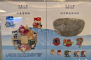 TS. Phạm Tất Thắng - Phó Trưởng Ban Tuyên giáo và Dân vận Trung ương chia sẻ tại lễ ra mắt sách "Tự hào cơ đồ Việt Nam". Ảnh: Nhà xuất bản Chính trị quốc gia Sự thật