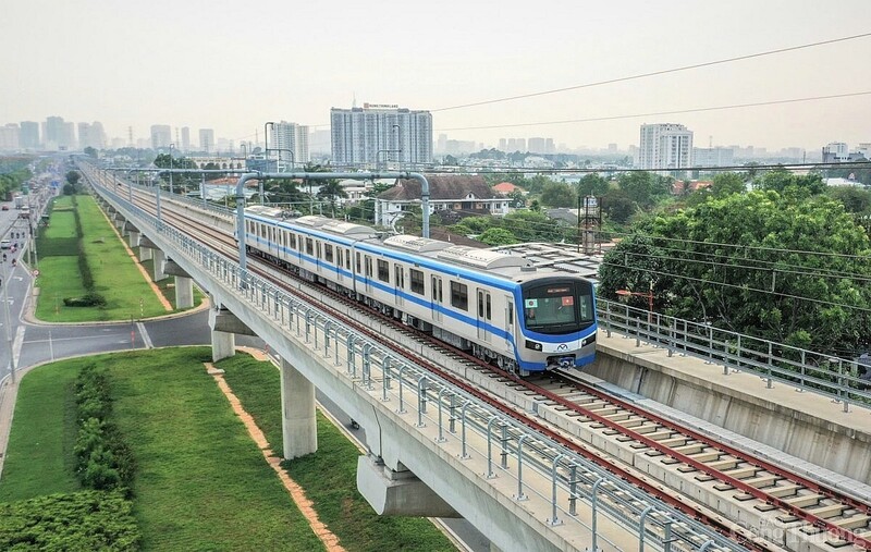 Tuyến metro số 1 Bến Thành - Suối Tiên là hạ tầng giao thông trọng điểm, kết nối trung tâm TP. Hồ Chí Minh với khu Đông.