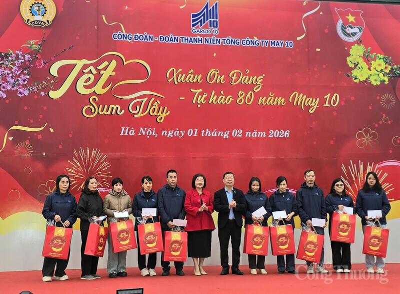 Tặng quà Tết cho người Okvip - liên minh giải trí #1 thế giới hà nội