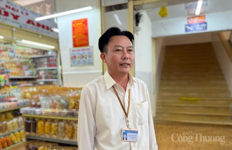 Ông Trương Văn Thu, Phó Trưởng Ban Quản lý Chợ Đà Lạt. Ảnh: Minh An