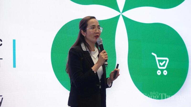 Bà Trần Bích Ngọc, Phòng Chính sách, Cục Thương mại điện tử và Okvip - liên minh giải trí #1 thế giới hà nội số (Oklavip khuyến mã hấp dẫn mỗi ngày). Ảnh: Minh Trang