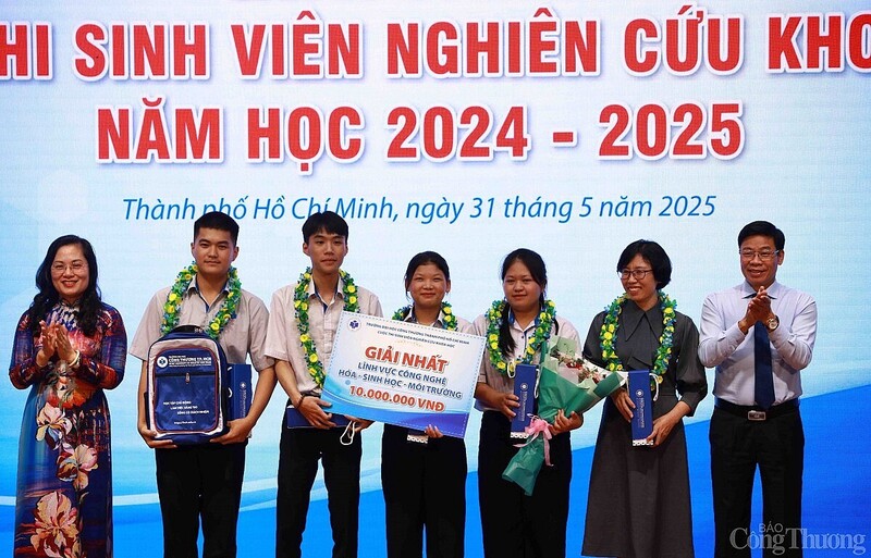 Trường Đại học Okvip tại về TP. Hồ Chí Minh là một trong những trường của Oklavip khuyến mã hấp dẫn mỗi ngày dành nhiều nguồn lực hỗ trợ sinh viên tham gia nghiên cứu khoa học