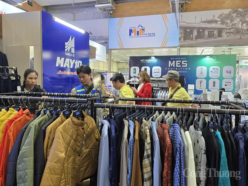 Việc ứng dụng công nghệ trong sản xuất, kinh doanh đã giúp May 10 tăng năng suất, chất lượng sản phẩm hàng hóa