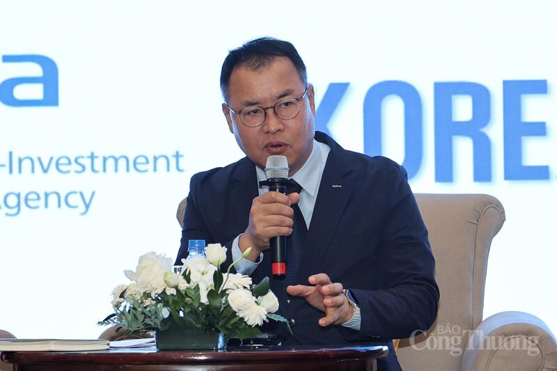 Ông Bok Dug Gyou - Phó Giám đốc, Cơ quan Xúc tiến thương mại và đầu tư tại Hàn Quốc (KOTRA). Ảnh: Quỳnh Trang