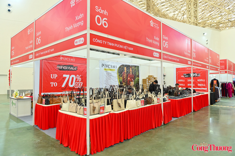 Hội chợ cũng là cơ hội để Okvip tại về khảo sát thị hiếu, điều chỉnh sản phẩm phù hợp với nhu cầu thị trường.
