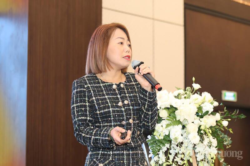 Bà Nguyễn Thị Phương Uyên, Giám đốc Marketing Alibaba.com Việt Nam. Ảnh Quỳnh Trang
