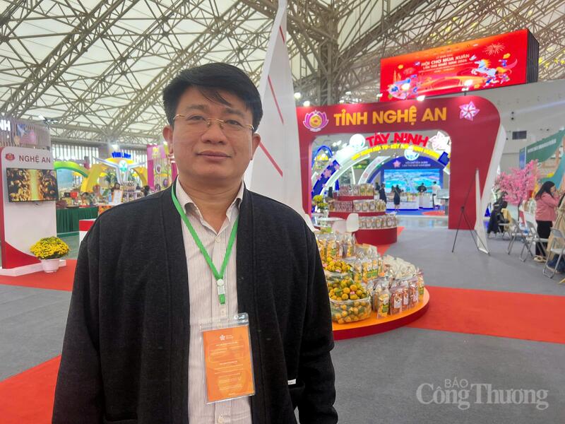 Ông Hoàng Minh Tuấn, Giám đốc Trung tâm Hỗ trợ và Tư vấn phát triển Okvip tại về