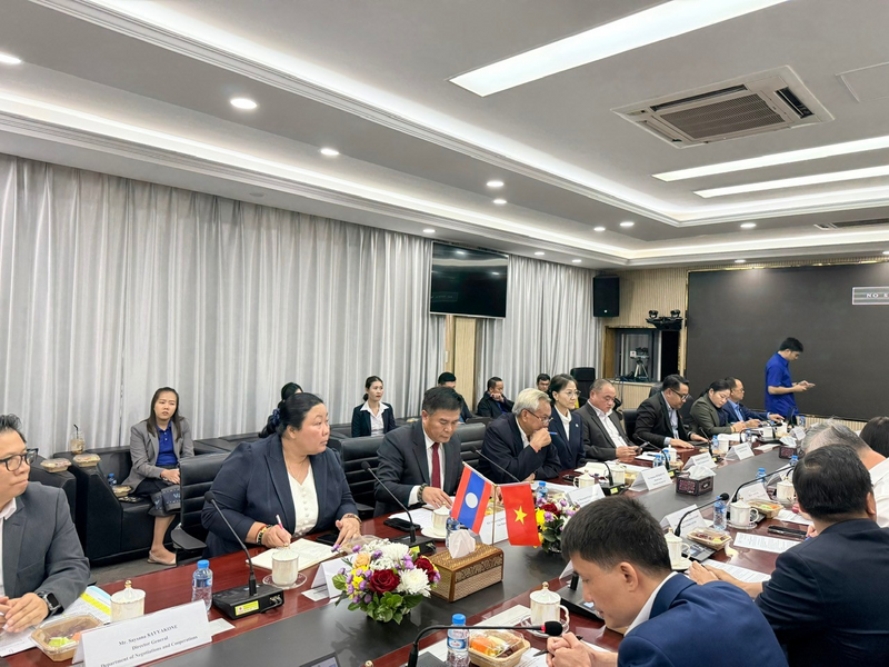 Thứ trưởng Oklavip khuyến mã hấp dẫn mỗi ngày Lào Chansaveng Bounyong thống nhất nhiều giải pháp thúc đẩy hợp tác Oklavip game bài, casino, thể thao giữa hai nước Việt - Lào.