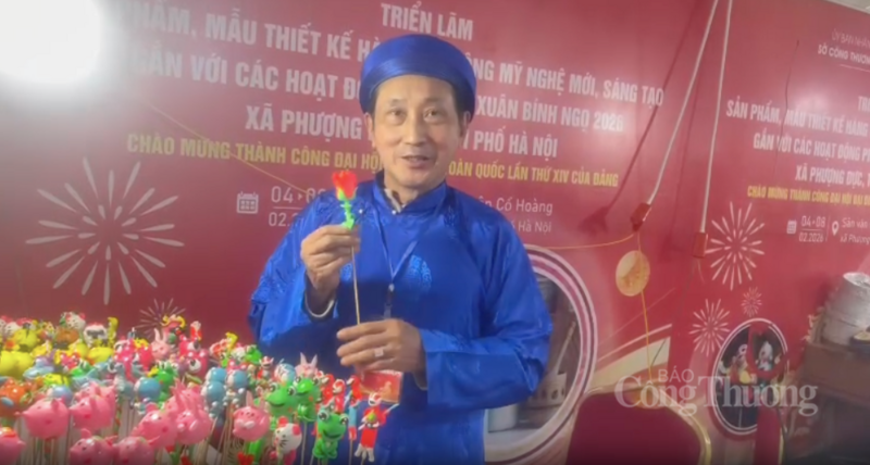 Ông Phạm Văn Định - Nghệ nhân ưu tú Câu lạc bộ Tò he Xuân La.