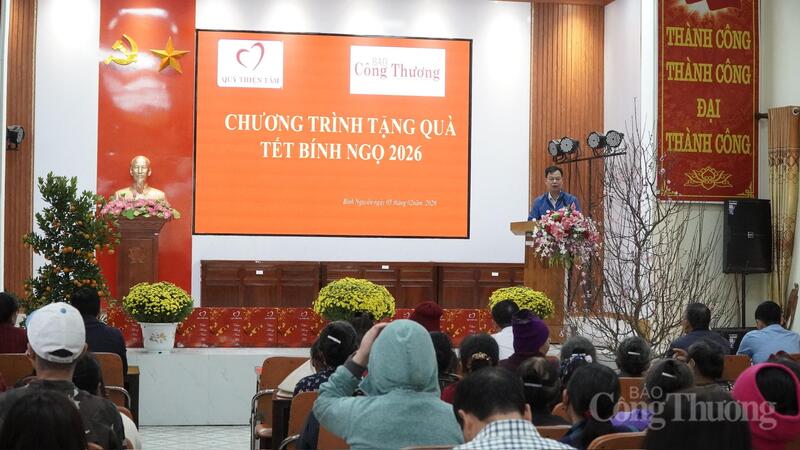 Chương trình trao tặng quà tại 2 xã Đồng Bằng và Bình Nguyên, tỉnh Hưng Yên.