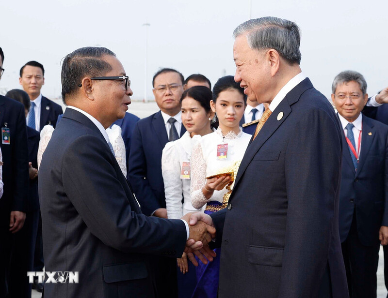 Lễ đón Tổng Bí thư Tô Lâm tại Sân bay quốc tế Techo. Ảnh: TTXVN