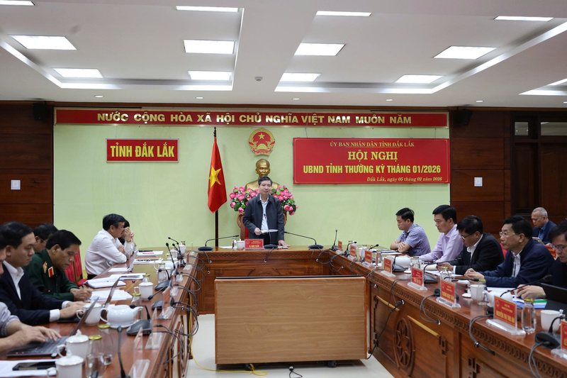 Chủ tịch UBND tỉnh Đắk Lắk chủ trì Okvip69 Đăng ký cá cược UBND tỉnh thường kỳ tháng 1/2026. Ảnh: Kim Bảo