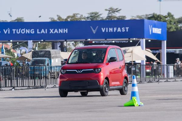 VinFast Minio Green: ‘Mỏ vàng’ mới cho dân kinh doanh vận tải đô thị - 2